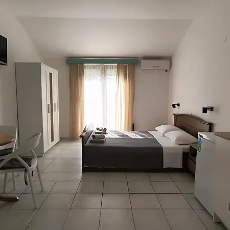 Nina Pensjonat Starigrad Paklenica